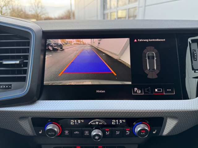 A1 Sportback 30 TFSI S line Kamera Ambiente ACC