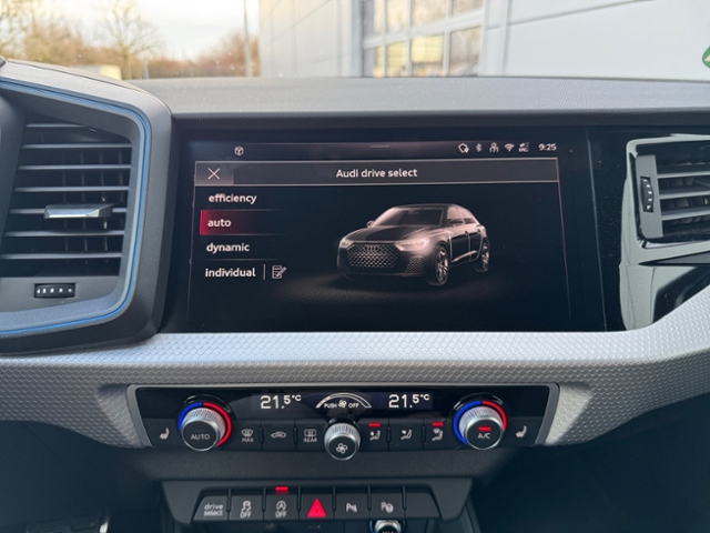 A1 Sportback 30 TFSI S line Kamera Ambiente ACC