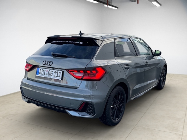A1 Sportback 30 TFSI S line Kamera Ambiente ACC