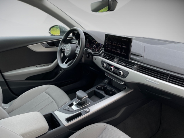 A4 Avant 40 TFSI quattro S line Business LED