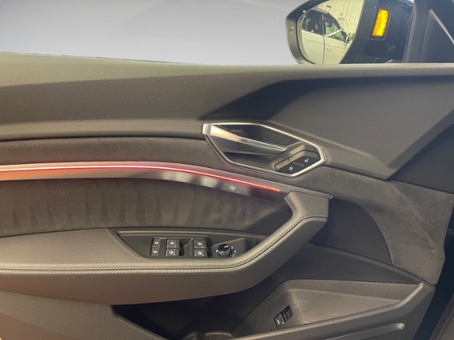 e-tron Sportback 55 quattro S line