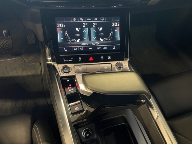 e-tron Sportback 55 quattro S line