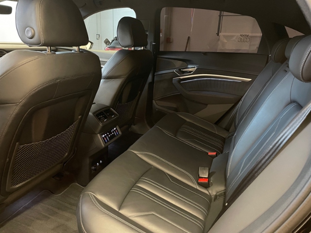 e-tron Sportback 55 quattro S line