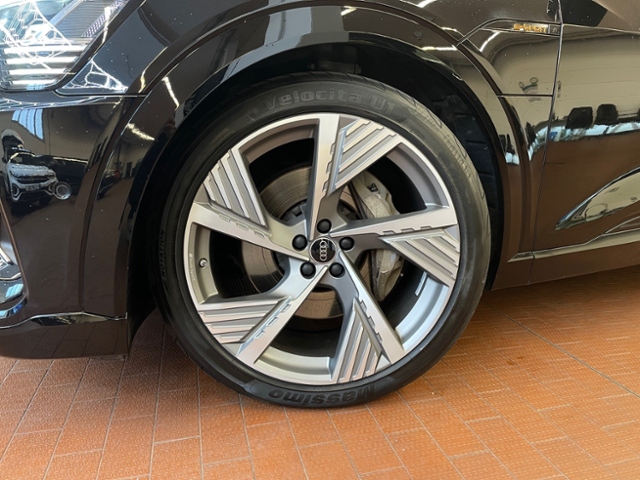 e-tron Sportback 55 quattro S line