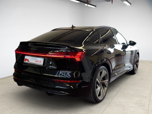 e-tron Sportback 55 quattro S line