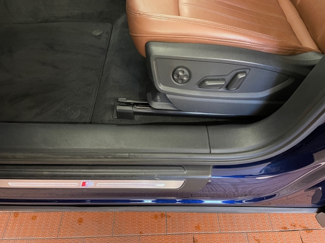 Q5 Sportback 40 TDI quattro S line Matrix Pano