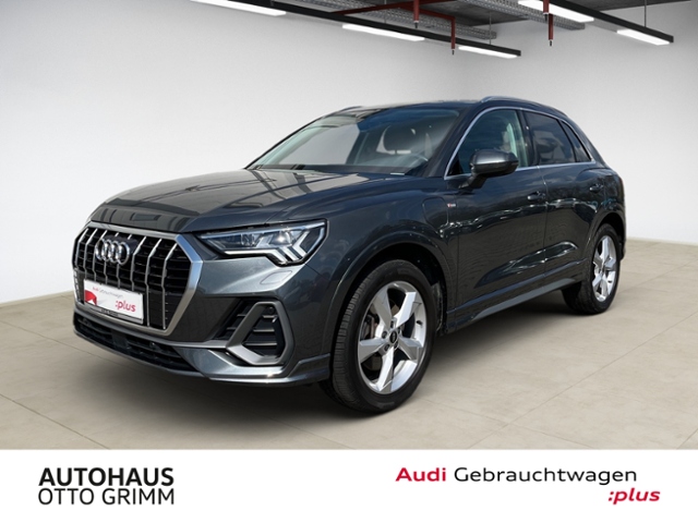 Q3 45 TFSI e S-line Matrix Business TopView