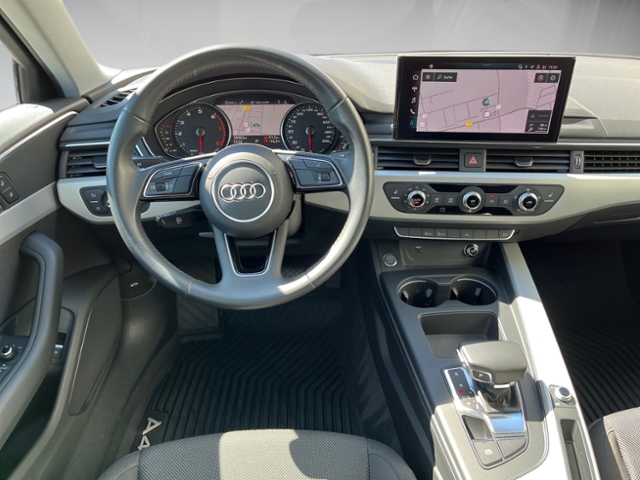 A4 Avant 35 TFSI advanced AHK Ambientebel.