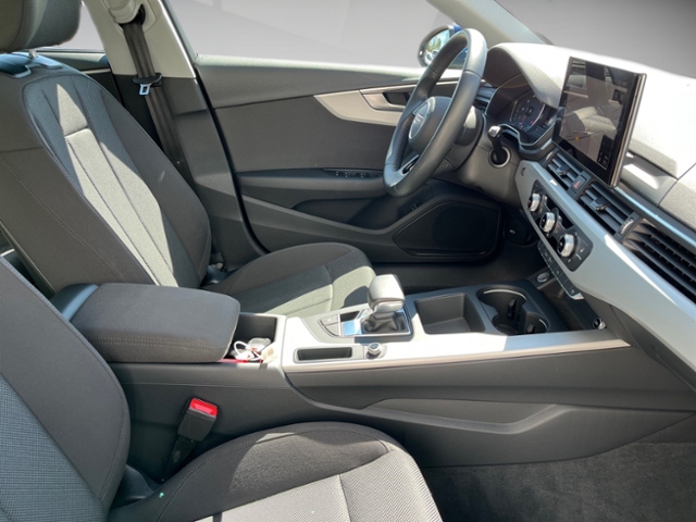 A4 Avant 35 TFSI advanced AHK Ambientebel.