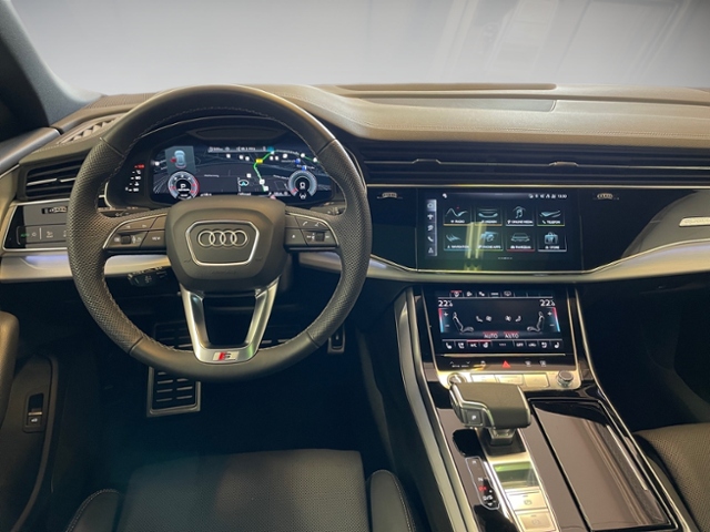 Q8 50 TDI quattro S-line plus Pano 360 Matrix