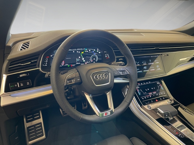 Q8 50 TDI quattro S-line plus Pano 360 Matrix