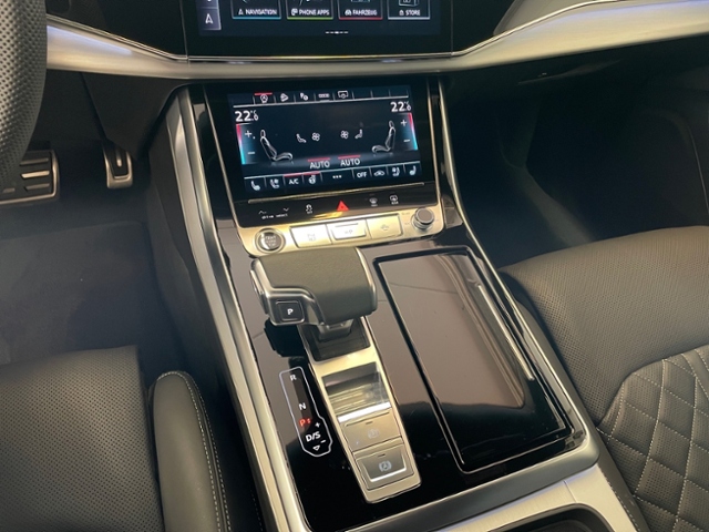 Q8 50 TDI quattro S-line plus Pano 360 Matrix