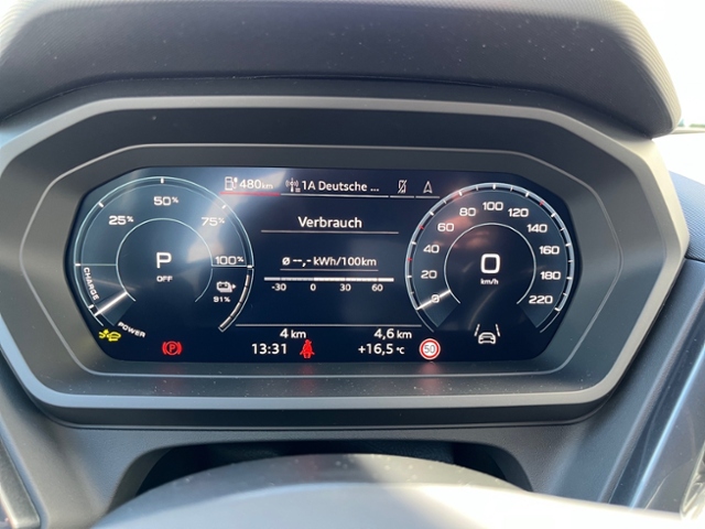 Q4 e-tron 45 basis S-line Assistenz Pro