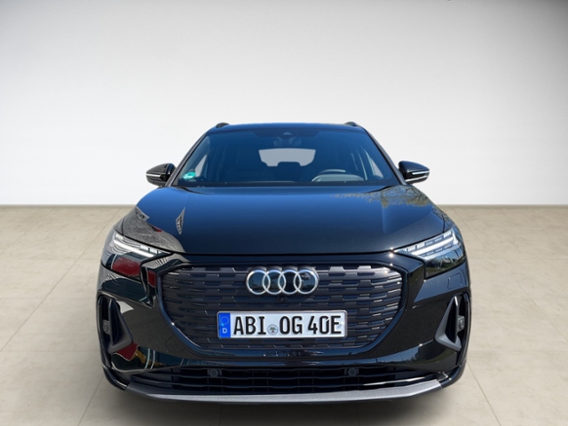 Q4 e-tron 45 basis S-line Assistenz Pro