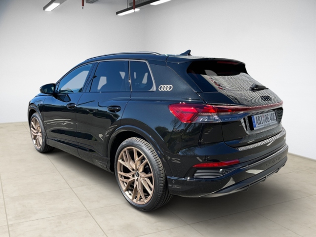 Q4 e-tron 45 basis S-line Assistenz Pro