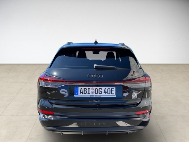 Q4 e-tron 45 basis S-line Assistenz Pro