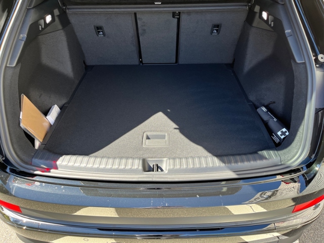 Q4 e-tron 45 basis S-line Assistenz Pro