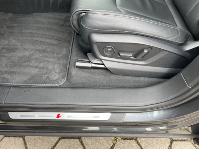 Q7 50 TDI quattro S line Matrix Stdh