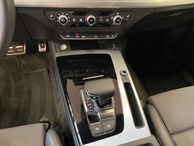 Q5 40 TDI quattro S line RK