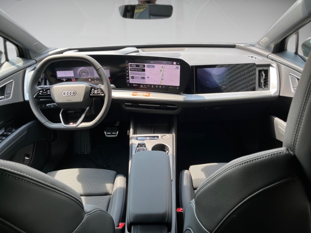 Q4 e-tron Performance 210 kW KLIMA LED NAVI ALU
