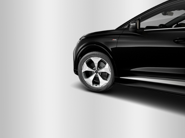 Q4 e-tron Performance 210 kW KLIMA LED NAVI ALU
