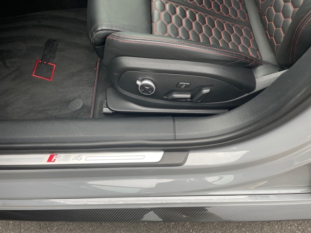 RS4 Avant 2.9 TFSI quattro PD Matrix