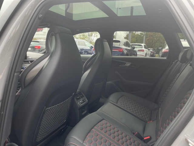 RS4 Avant 2.9 TFSI quattro PD Matrix