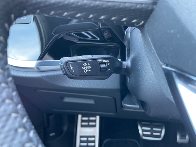 Q3 45 TFSI quattro S line KLIMA NAVI LEDER ALU