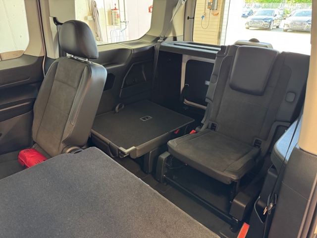 Caddy  Maxi Life 7-Sitzer 1.5 l TSI DSG KLIMA LE