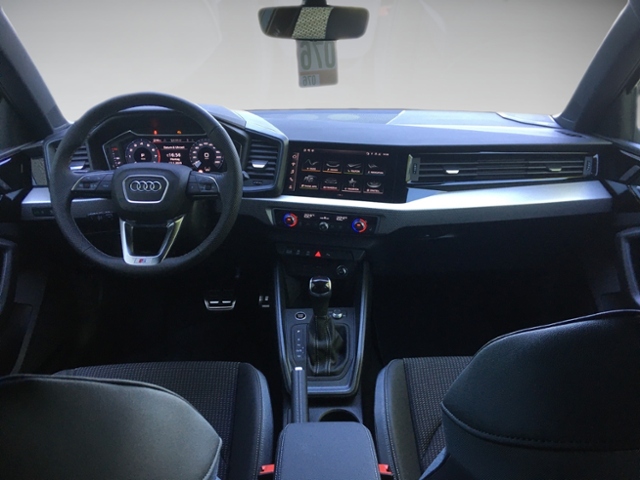 A1 Sportback S line 40 TFSI 152(207) kW(PS) S tr