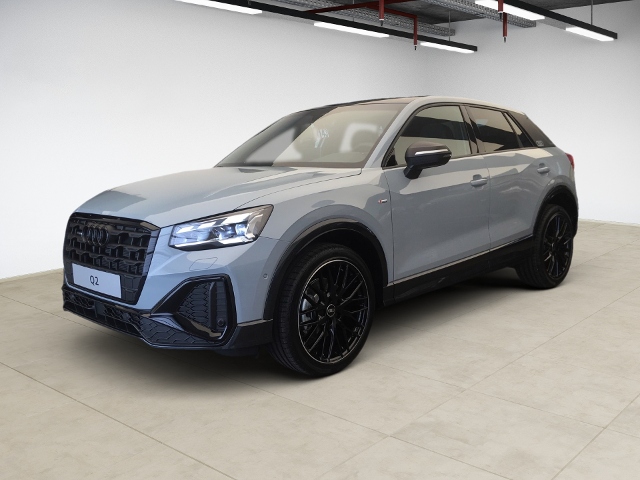 Q2 S line 40 TFSI quattro 140(190) kW(PS) S tron