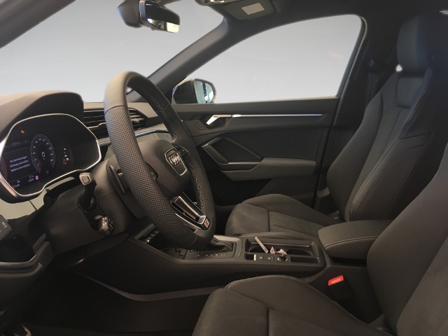 Q3 S line 40 TFSI quattro 140(190) kW(PS) S tron