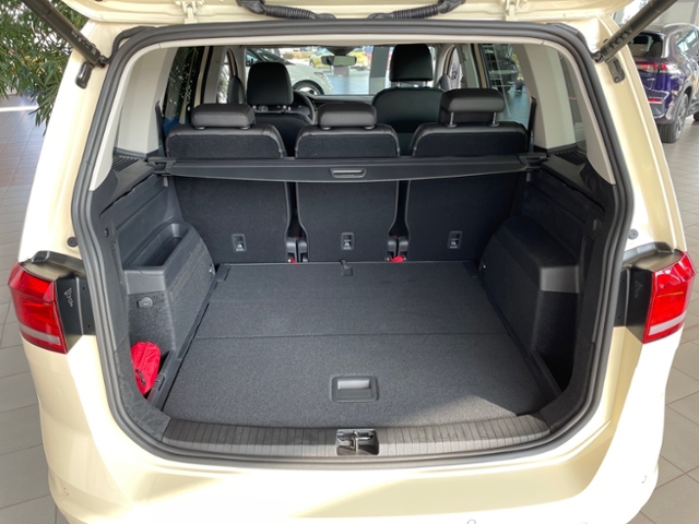 Touran Trendline 2,0 l TDI SCR 110 kW (150 PS) 7