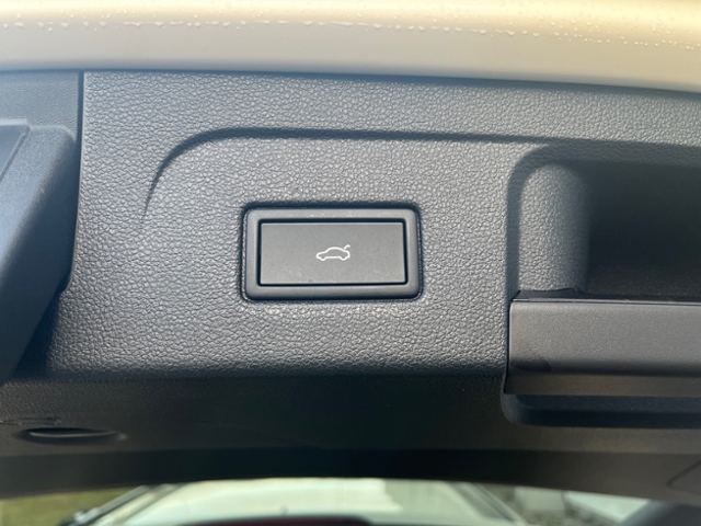 Touran Trendline 2l TDI *TaxameterVorb*Carplay*