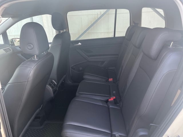 Touran Trendline 2l TDI *TaxameterVorb*Carplay*