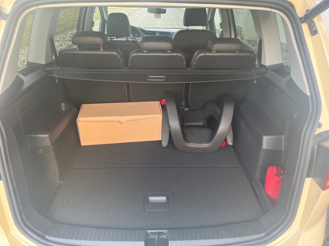 Touran Trendline 2l TDI *TaxameterVorb*Carplay*