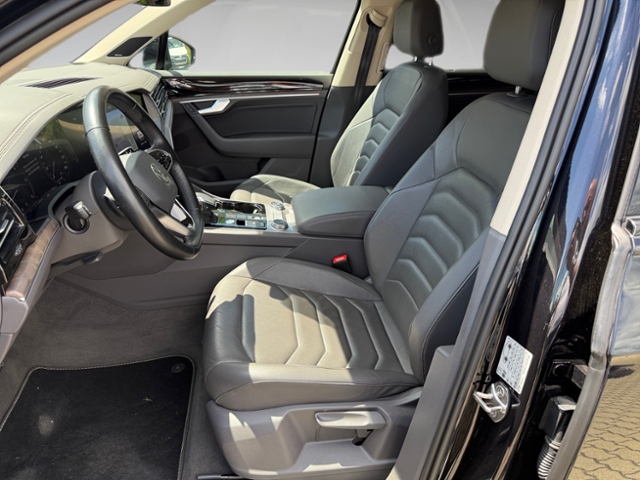 Touareg 3.0 TDI Atmosphere R-Line Black Style