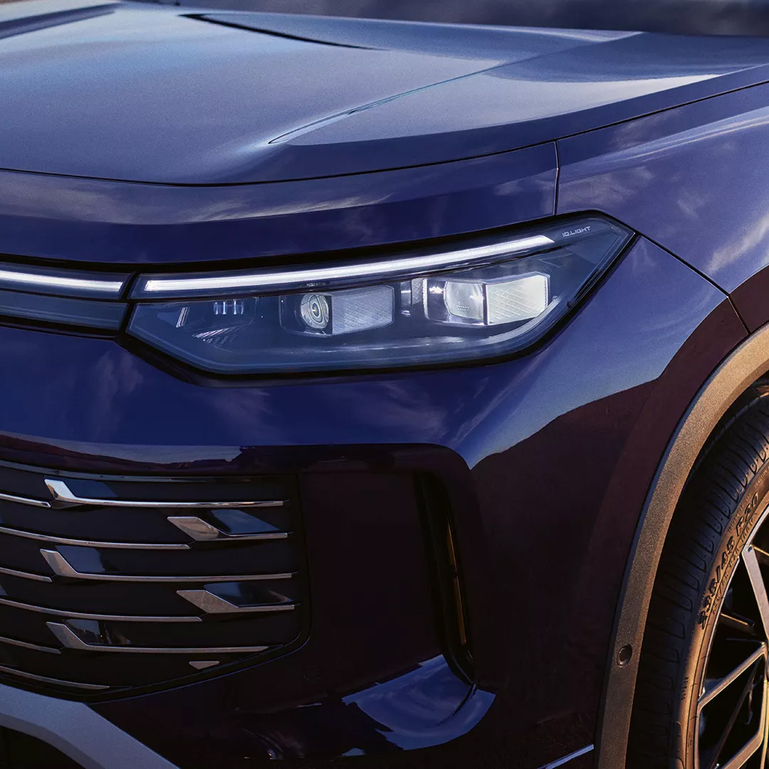 Tayron-Detail Tayron-Detail